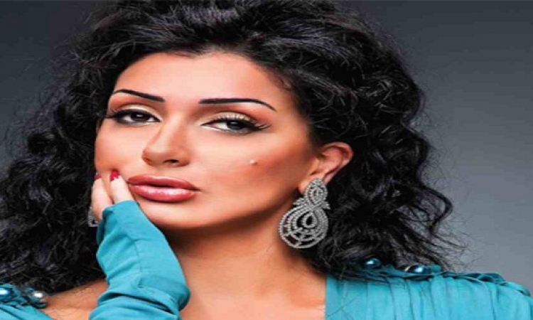 ايهما اجمل فنانات العرب ام الاتراك من دون ماكياج ؟!