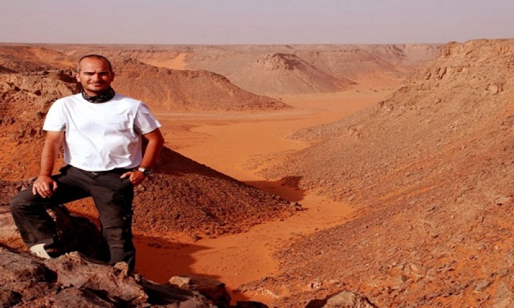 تعرف على الصحراء الحمراء فى مصر