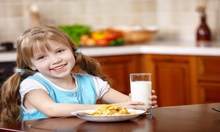 فوائد تقديم وجبة الفطور لصحة طفلك