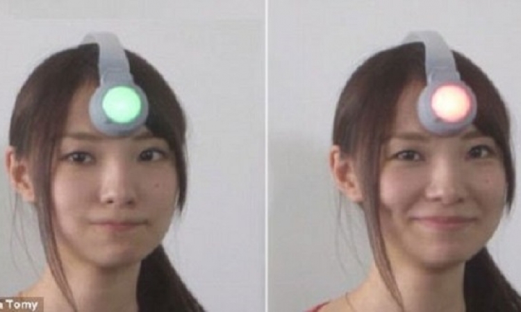 شركة يابانية تطلق جهازًا يتغير لونه لكشف الكذب