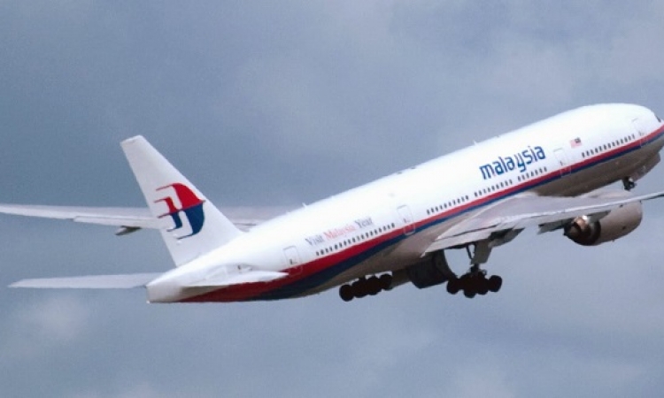 فقدان طائرة إندونيسية على متنها 54 شخصا