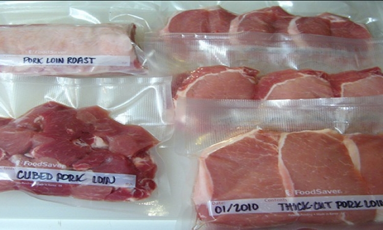 تحذير .. اللحوم والدواجن المجمدة بالفريرز قد تكون سامة