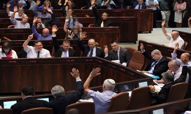 بعد اقالة نتانياهو وزيرا المالية والعدل .. الكنيست الإسرائيلى يحل نفسه وانتخابات عامة 17 مارس