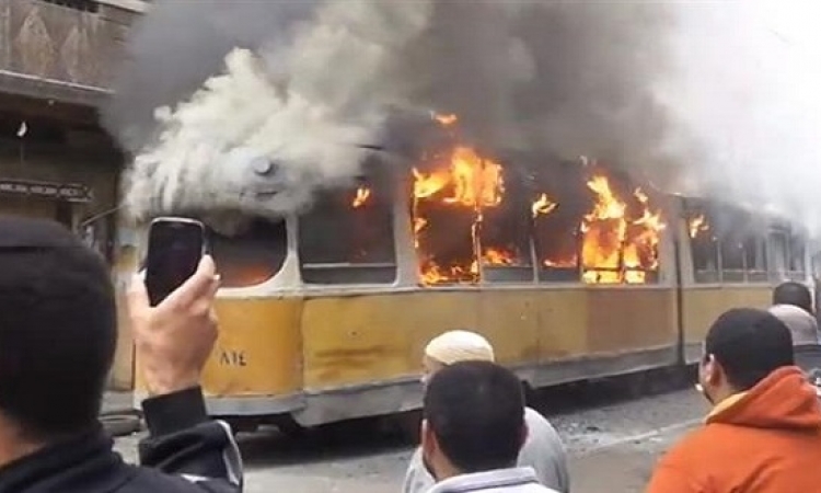 مجهولون يشعلون النيران فى ترام الإسكندرية دون وقوع إصابات