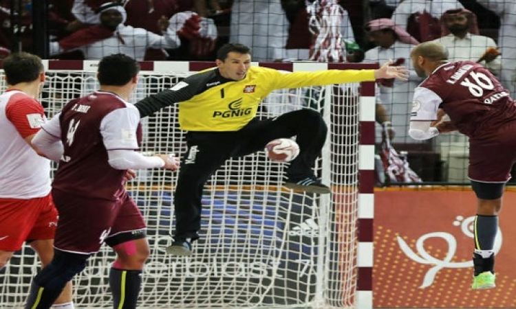قطر أول فريق غير أوروبى يتأهل إلى نهائي بطولة العالم لكرة اليد