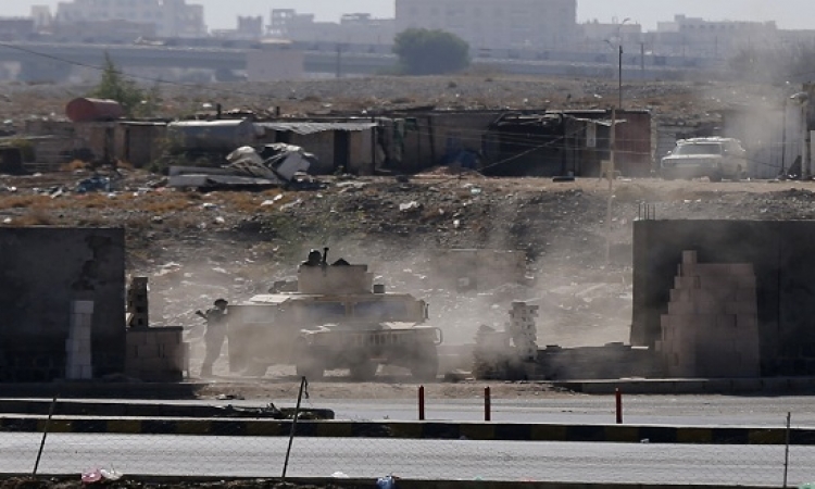 غارات على صنعاء واشتباكات على حدود السعودية