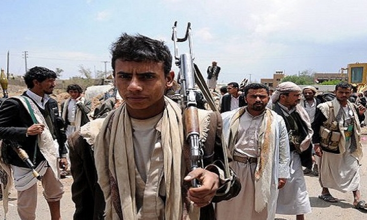 الحوثيين ينسحبون من مقر الرئاسة بعد الاتفاق مع الهادى