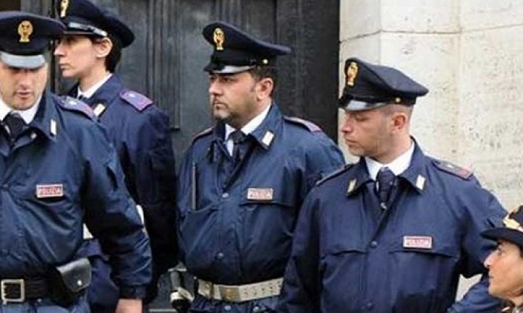إيطاليا تطرد تسعة بينهم مصرى يشتبه بأنهم متشددون إسلاميون
