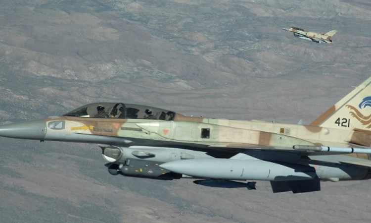 الطيران الإسرائيلى يقصف مواقع للجيش السورى فى القنيطرة