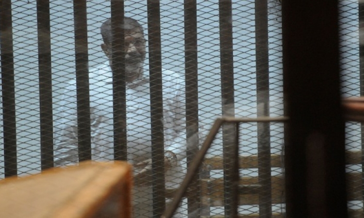 الجنايات تستمع اليوم إلى دفاع مرسى فى ” أحداث الاتحادية “