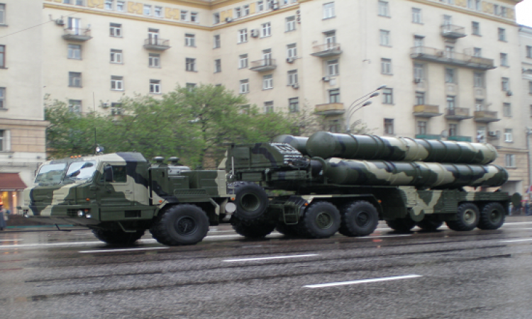 روسيا‬ تقرر نشر صواريخ “إس 400” الدفاعية شرقي البلاد