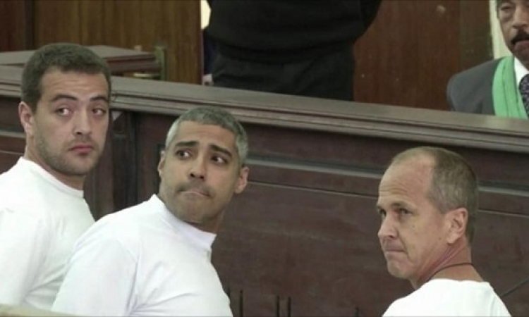 “العفو الدولية” تطالب مصر بالإفراج عن باقى صحفيى الجزيرة