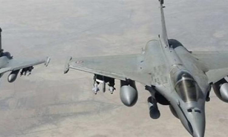 طيران التحالف العربى يشن غارات جوية على مواقع الحوثيين بصنعاء