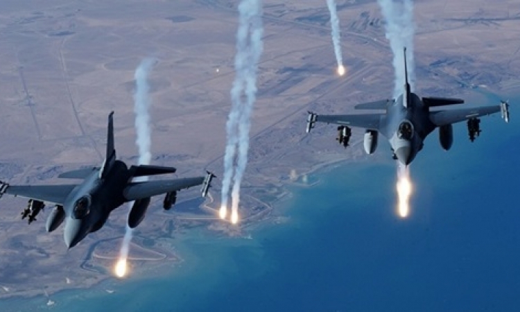 غارة جوية لـ «التحالف الدولى» على «داعش» في سوريا