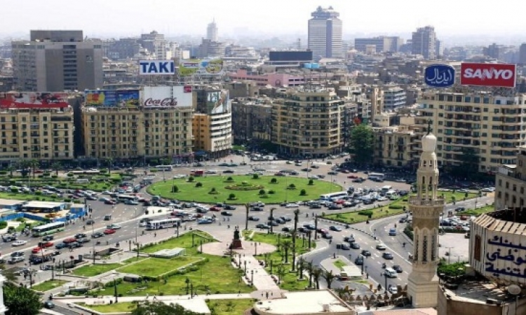 محافظ القاهرة : حظر انتظار السيارات بشارع الجمهورية بدءا من السبت