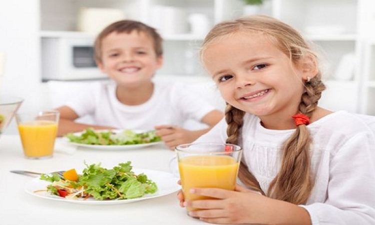 أطعمة تقوى مناعة طفلك