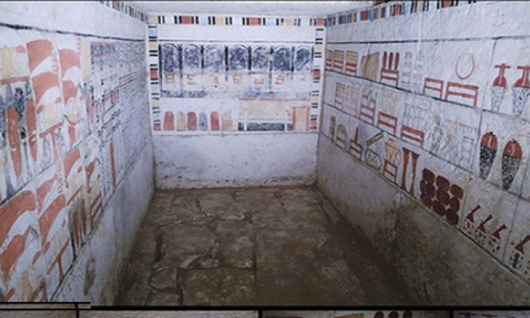 اكتشاف مقبرتين فى سقارة عمرهما 4200 سنة تعودان لفترة حكم الملك بيبى .. يا بيبى !!