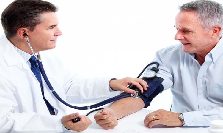 اسباب انخفاض ضغط الدم وكيفية العلاج الفورى