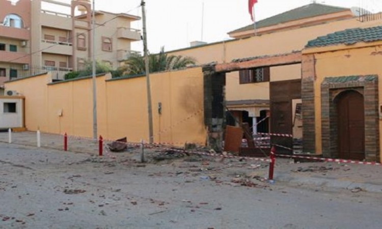 تفجير يستهدف السفارة الاسبانية بطرابلس .. وداعش ليبيا يتبنى المسئولية