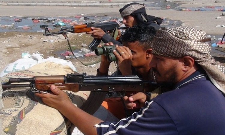 27 قتيلًا فى مواجهات بين الحوثيين وأنصار هادى جنوب اليمن