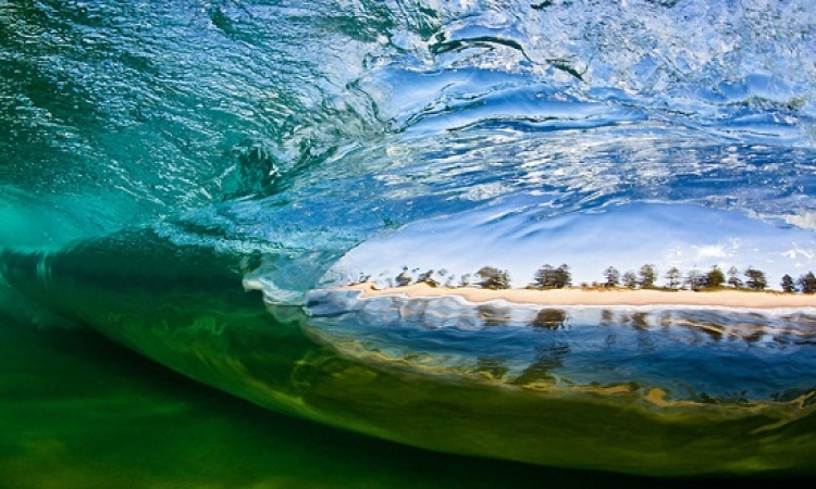 بالصور .. سحر وقوة امواج المحيطات بعيون استرالية