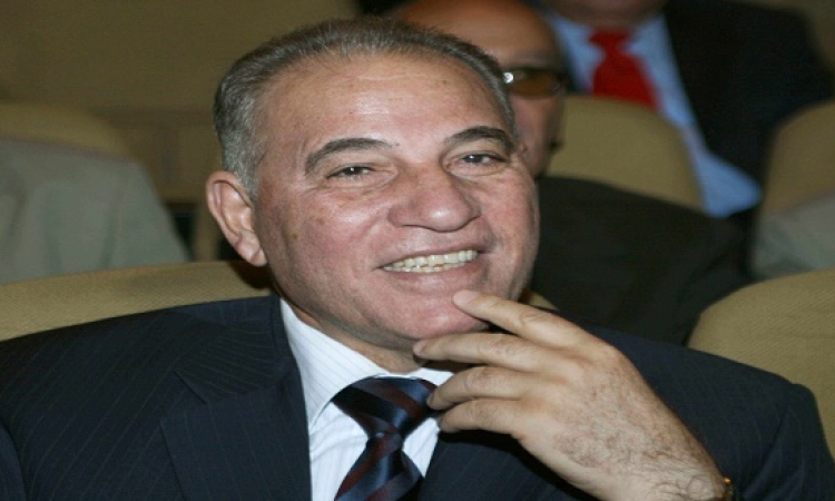 أحمد الزند يؤدى اليمين الدستورية كوزير جديد للعدل