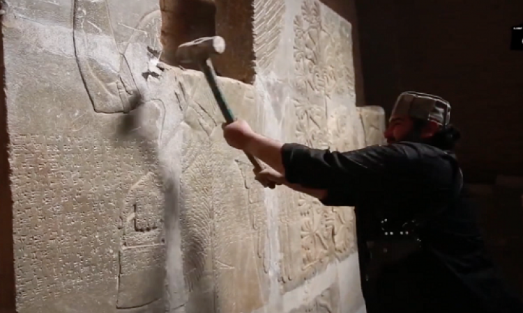 صحيفة أمريكية تكشف دوافع داعش لطمس آثار الحضارات العتيقة