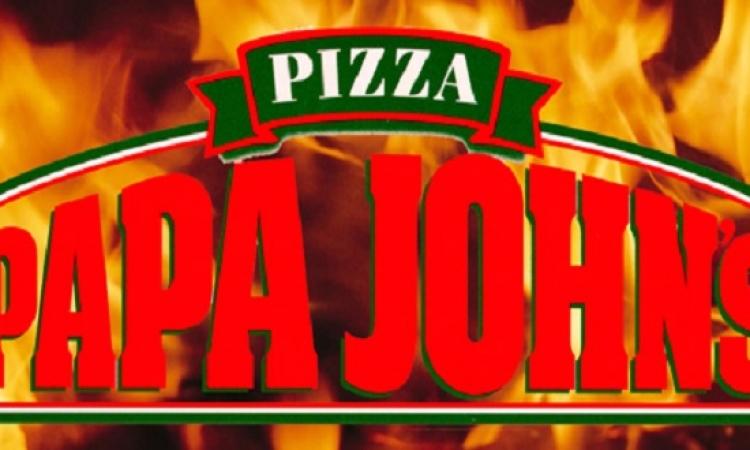 Papa Johns .. عرض التريو لعشاق البيتزا والتوفير