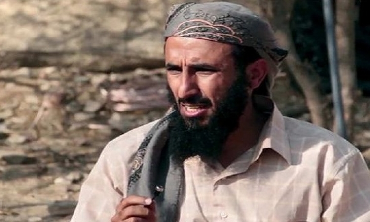 القاعدة: داعش تتعاول مع أمريكا سرًا وتسرب لهم معلومات خاصة بنا؟!