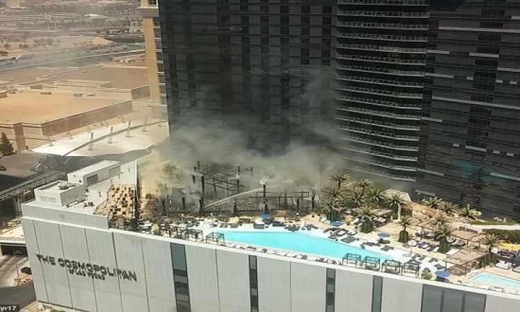 بالصور .. حريق فى أحد فنادق لاس فيجاس