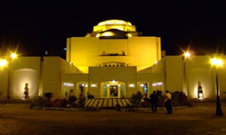 التاج الفرعونى يزين مسرح الأوبرا فى افتتاح قناة السويس الجديدة