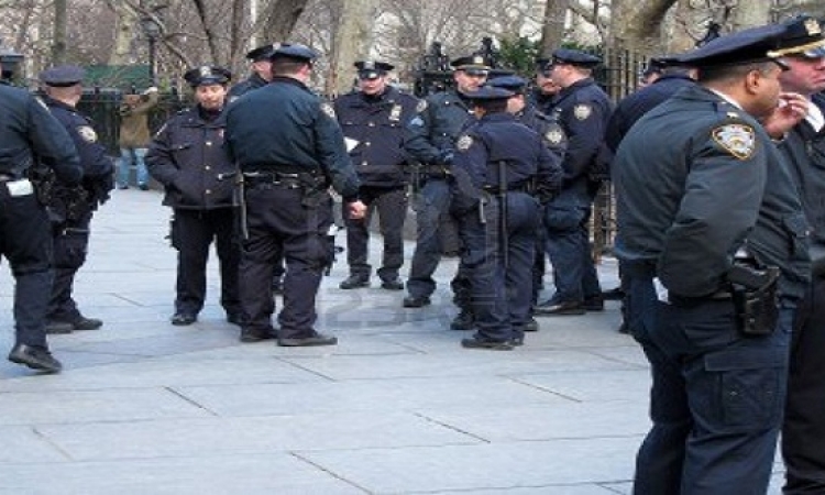 واشنطن تدرب عناصر الشرطة الأوكرانية