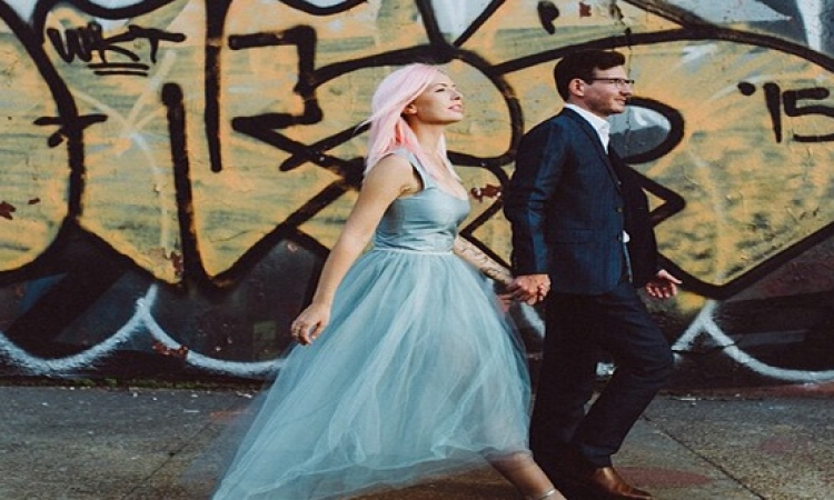 بالصور.. عروس صيف 2015 بالأزرق السماوى