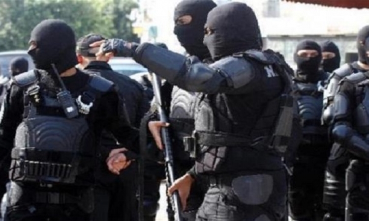 الأمن التونسى يقبض على ثلاث شبان متورطين فى تسفير الشباب لسوريا