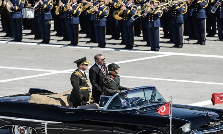 بالصور.. تركيا تحتفل بالذكرى 93 لعيد النصر بحضور أردوغان