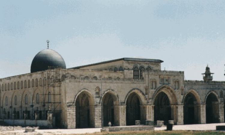 اليونسكو تقر قانونا يعتبر الأقصى مكانا مقدسا يخص المسلمين وليس اليهود