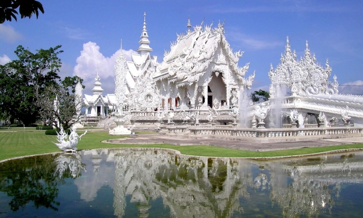 هذا المعبد الكمبودى الأكثر جذبًا للسياحة فى العالم