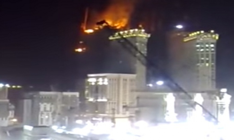 بالفيديو.. حريق فندق بحى العزيزية فى مكة المكرمة