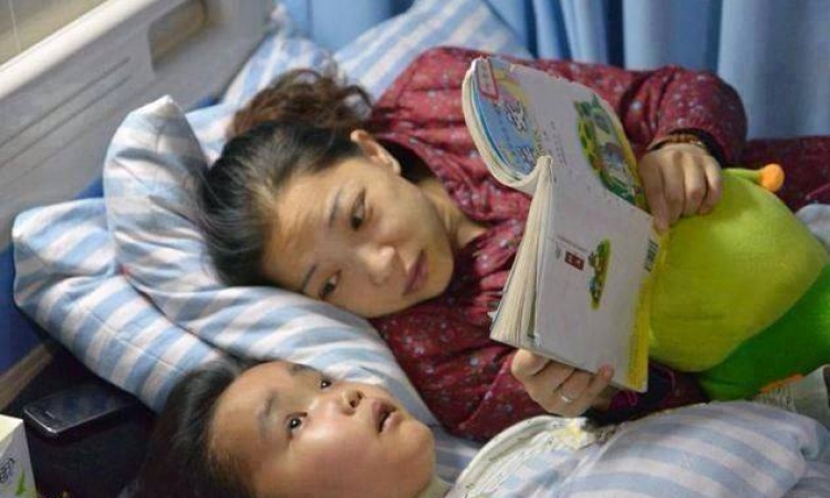 بالصور.. قصة الطفل الصينى الذى منح الحياة لثلاثة آخرين