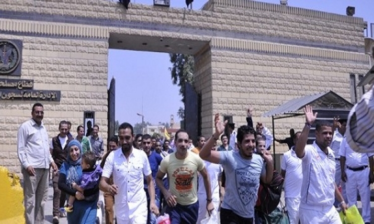 الإفراج عن غارمات وسجناء بمناسبة انتصار أكتوبر