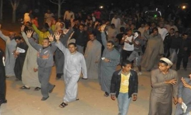 أهالى مدينة السادات يفضون مظاهرة للإخوان بالحجارة والمياه