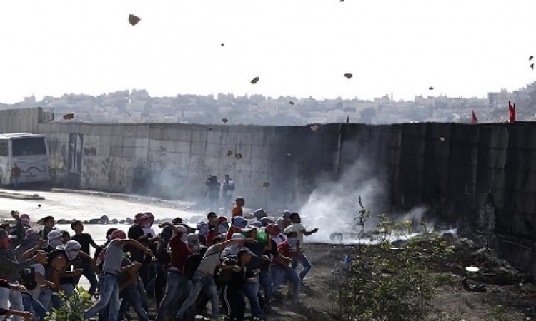 احتجاجات فلسطينية واسعة على قانون راشقى الحجارة