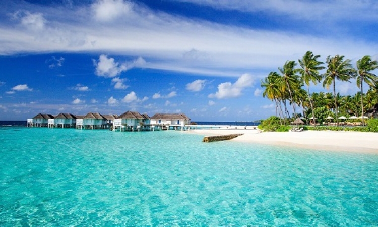 المالديف .. جزر على الأرض تبدو وكأنها من عالم الخيال