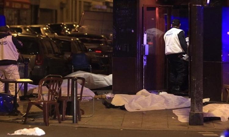 120 قتيلاً فى هجوم دام بباريس وهولاند يعلن حالة الطوارىء