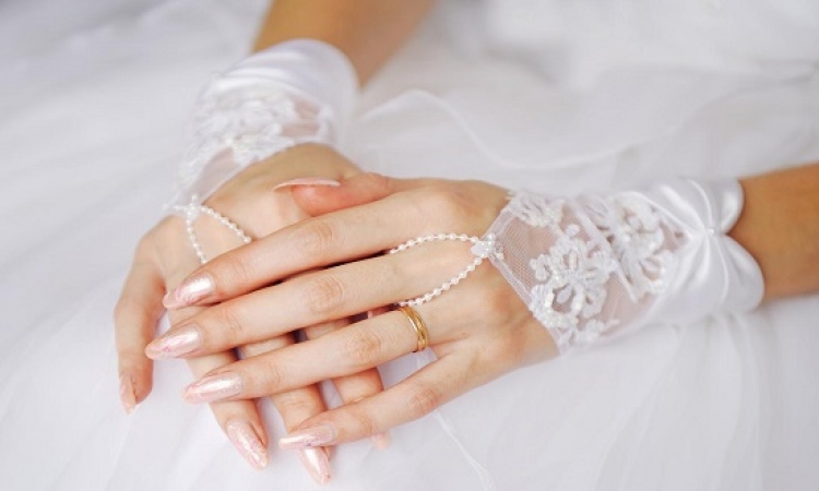 قبل زفافك .. كيف تحصلين على يدين متميزتين؟!