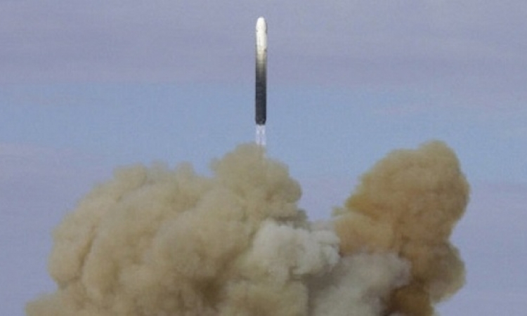 كوريا الشمالية تستعد لإطلاق صاروخ باليستى بعيد المدى