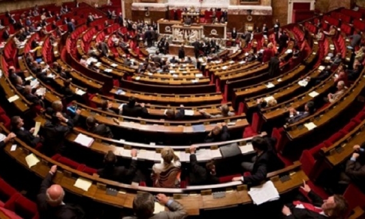 نقاش برلمانى بفرنسا اليوم حول تعديل دستورى مثير للجدل