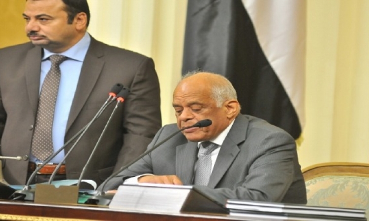 عبد العال للوزراء: كفوا عن المهاترات وردوا على البرلمان