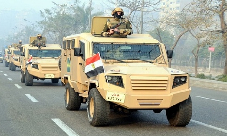 بالصور .. الجيش يؤمن ويشارك فى إحتفالات عيد تحرير سيناء