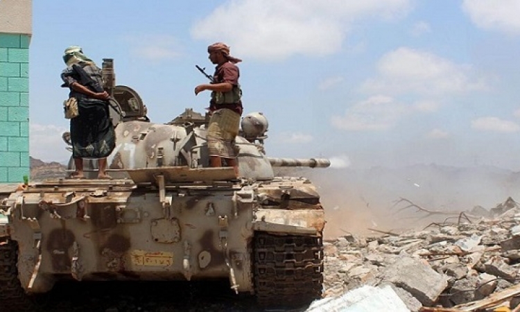 الجيش اليمنى يتقدم نحو صنعاء والتحالف يدك مواقع الحوثيين